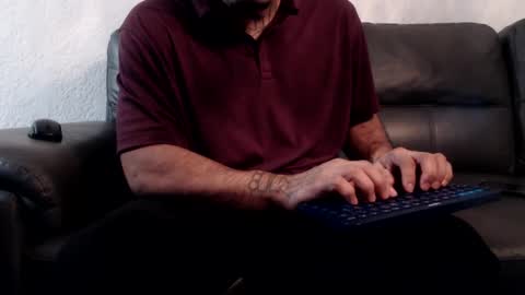 Snapshot of _str8_sancho chatting on February 7, 1:36 am Originally str8 sancho but cant access account online show from February 7, 1:36 am