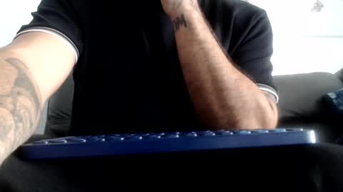 Snapshot of _str8_sancho chatting on February 8, 10:19 pm Originally str8 sancho but cant access account online show from February 8, 10:19 pm