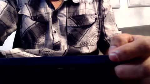 Snapshot of _str8_sancho chatting on February 15, 8:11 am Originally str8 sancho but cant access account online show from February 15, 8:11 am