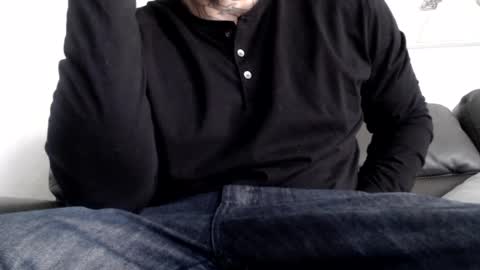 Snapshot of _str8_sancho chatting on February 17, 10:14 pm Originally str8 sancho but cant access account online show from February 17, 10:14 pm