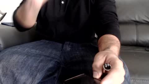 Snapshot of _str8_sancho chatting on February 18, 10:58 pm Originally str8 sancho but cant access account online show from February 18, 10:58 pm