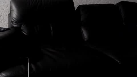 Snapshot of _str8_sancho chatting on February 20, 5:33 am Originally str8 sancho but cant access account online show from February 20, 5:33 am