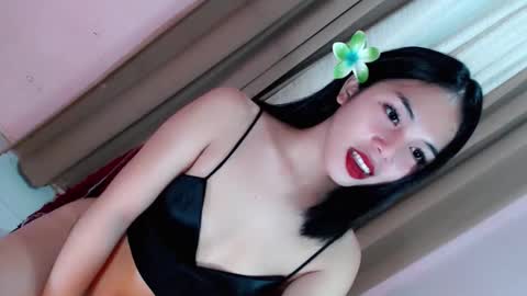 Eilachloe online show from March 17, 11:13 am