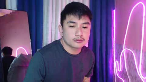 _superhotlatino_ online show from May 5, 3:09 pm