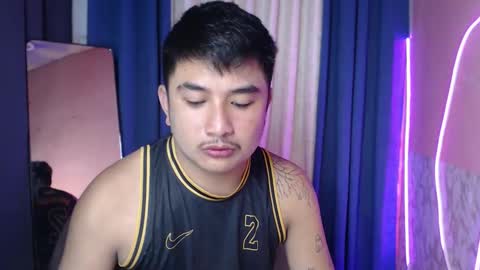 _superhotlatino_ online show from May 7, 4:23 pm
