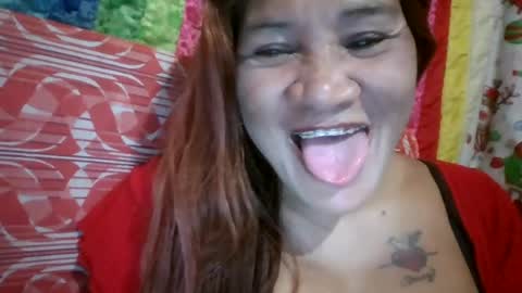 _suphitchaya_ online show from June 17, 9:49 pm