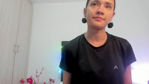 Snapshot of _sussi_ chatting on December 20, 7:50 pm Sussi online show from December 20, 7:50 pm