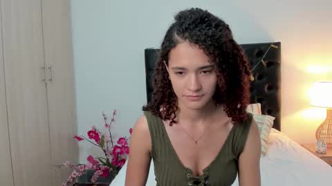 Snapshot of _sussi_ chatting on March 10, 4:25 pm Sussi online show from March 10, 4:25 pm