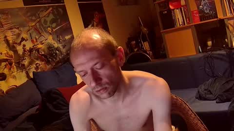 Snapshot of _svenerd87___ chatting on September 13, 12:10 am Sven online show from September 13, 12:10 am