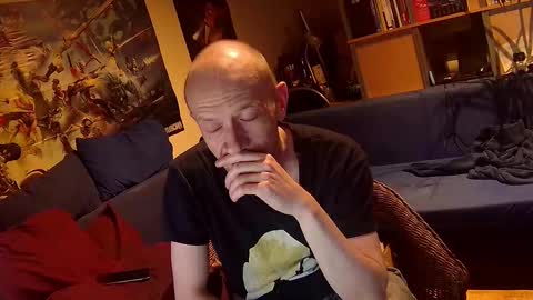 Snapshot of _svenerd87___ chatting on October 10, 9:58 pm Sven online show from October 10, 9:58 pm