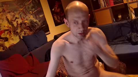 Snapshot of _svenerd87___ chatting on October 12, 8:52 pm Sven online show from October 12, 8:52 pm