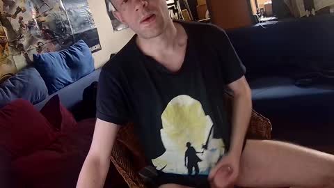 Snapshot of _svenerd87___ chatting on October 14, 11:11 am Sven online show from October 14, 11:11 am