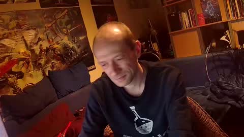 Snapshot of _svenerd87___ chatting on December 1, 11:54 pm Sven online show from December 1, 11:54 pm