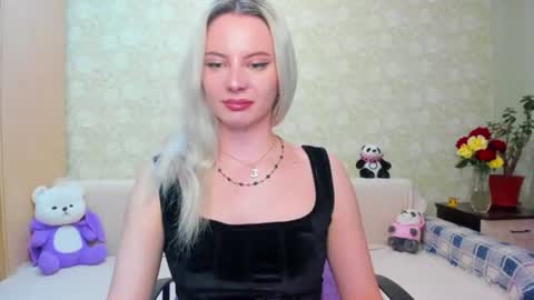 Snapshot of _sweet_addiction_ chatting on June 10, 3:22 pm Marie online show from June 10, 3:22 pm