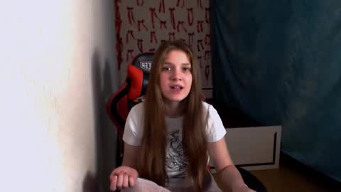 Snapshot of _sweet_foxy_ chatting on December 14, 8:46 pm Mari online show from December 14, 8:46 pm