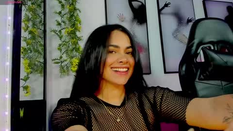 Snapshot of _sweet_kitty1 chatting on January 19, 1:21 am    online show from January 19, 1:21 am