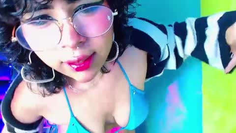 Snapshot of _sweet_kuromi chatting on January 17, 5:11 am Kuromi online show from January 17, 5:11 am