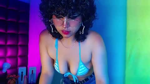 Snapshot of _sweet_kuromi chatting on March 11, 8:20 am Kuromi online show from March 11, 8:20 am