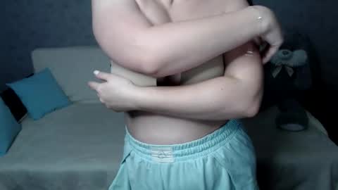 Snapshot of _sweet_lana_ chatting on December 14, 5:57 am Lana online show from December 14, 5:57 am