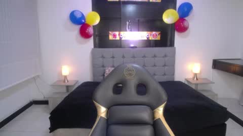 Snapshot of _sweet_lia_ chatting on June 29, 1:11 pm _sweet_lia_ online show from June 29, 1:11 pm