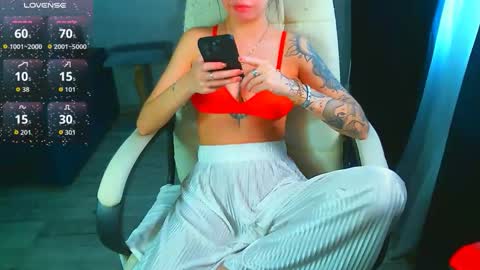 Milana   welcome to my world  online show from February 6, 7:12 am