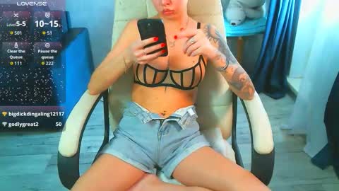Milana   welcome to my world  online show from March 21, 6:40 am