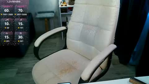 Milana   welcome to my world  online show from June 4, 7:47 am