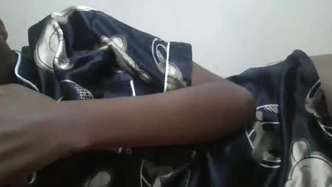_sweetebony_r online show from March 1, 8:11 pm