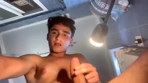 Snapshot of _sweetmoses_ chatting on July 27, 5:53 pm SweetMoses online show from July 27, 5:53 pm