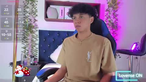 Snapshot of _taylor_black chatting on January 5, 7:39 pm Taylor online show from January 5, 7:39 pm