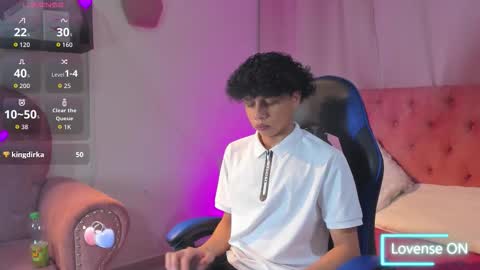 Snapshot of _taylor_black chatting on February 23, 11:02 pm Taylor online show from February 23, 11:02 pm