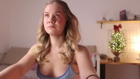 Annie online show from January 5, 1:13 am