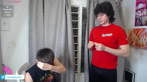 Snapshot of _the_neighbors chatting on December 6, 12:45 am Scot y Patrick online show from December 6, 12:45 am