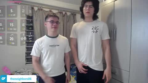 Snapshot of _the_neighbors chatting on January 21, 12:25 am Scot y Patrick online show from January 21, 12:25 am