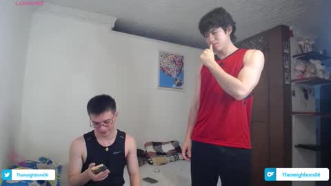 Snapshot of _the_neighbors chatting on September 10, 11:38 pm Scot y Patrick online show from September 10, 11:38 pm