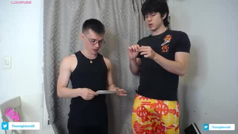 Snapshot of _the_neighbors chatting on September 25, 12:25 am Scot y Patrick online show from September 25, 12:25 am