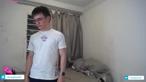 Snapshot of _the_neighbors chatting on October 25, 12:40 am Scot y Patrick online show from October 25, 12:40 am