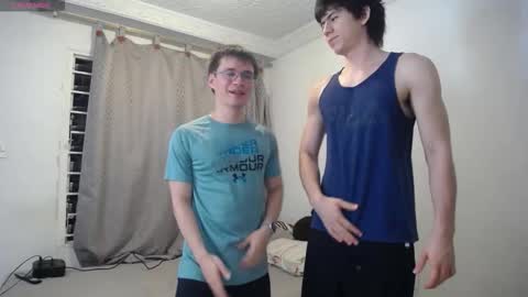 Snapshot of _the_neighbors chatting on November 7, 12:21 am Scot y Patrick online show from November 7, 12:21 am