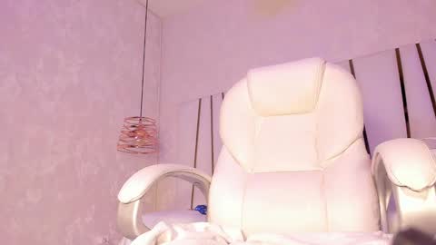 Rousse  online show from February 19, 7:27 pm