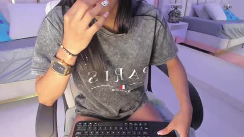 Rousse  online show from October 11, 7:01 pm