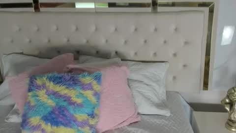 Rousse  online show from November 23, 7:13 pm