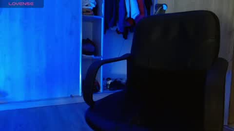 Rousse  online show from May 5, 11:24 pm