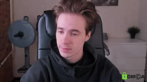 Snapshot of _tokyo_ghoul chatting on November 2, 10:17 am _tokyo_ghoul online show from November 2, 10:17 am