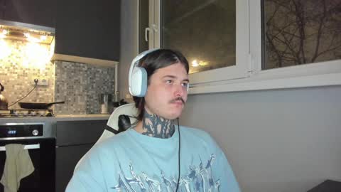 _torfin_ online show from January 13, 7:21 pm