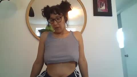 _tutti_frutti_ online show from June 2, 9:17 pm