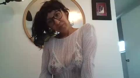 _tutti_frutti_ online show from June 4, 11:00 pm