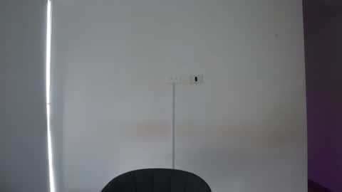 Anastasia Vahos online show from December 13, 8:58 pm