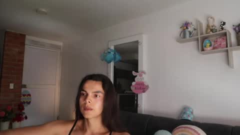 Anastasia Vahos online show from April 17, 5:16 pm