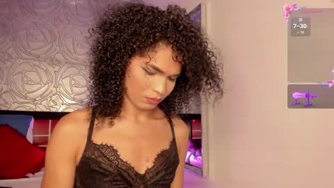 Snapshot of _vennuss_ chatting on November 20, 2:23 am Venus online show from November 20, 2:23 am