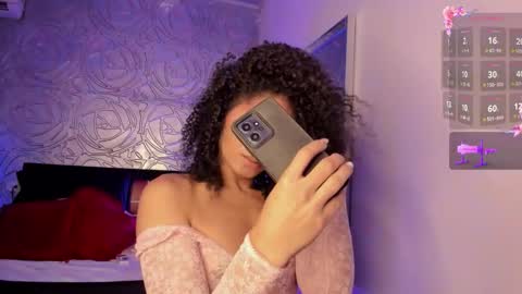 Snapshot of _vennuss_ chatting on November 27, 10:45 pm Venus online show from November 27, 10:45 pm